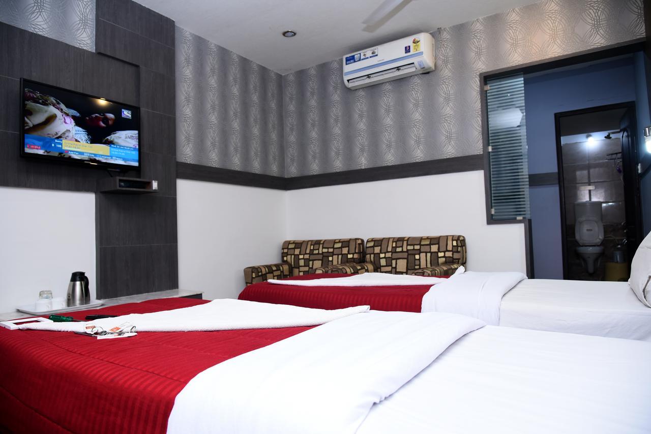 Hotel Grand Choice Bengalúr Pokoj fotografie